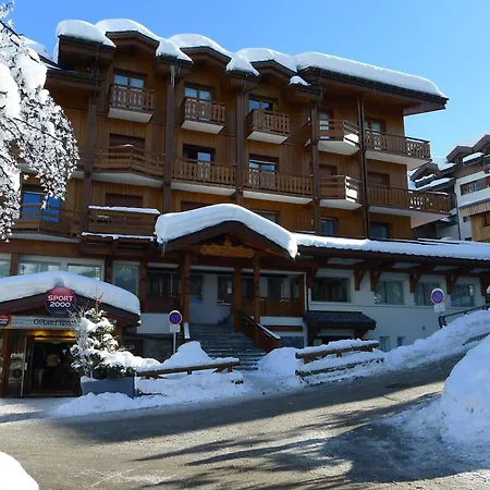 Confortable A Courchevel, Proche Des Pistes - Fr-1-563-107