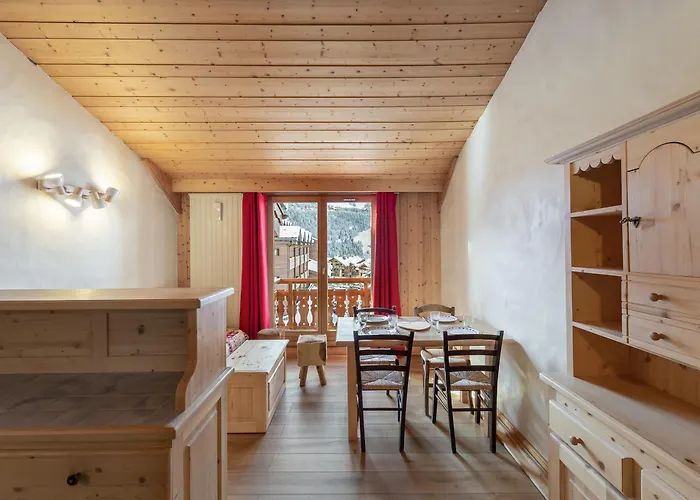 Confortable A Courchevel, Proche Des Pistes - Fr-1-563-107 쿠쉐벨